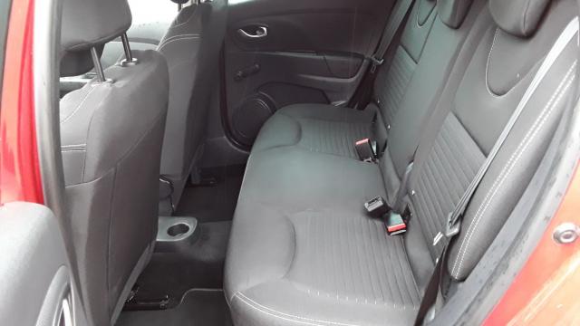 Renault Clio image 9