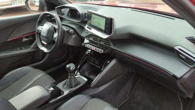 Peugeot 2008 image 5
