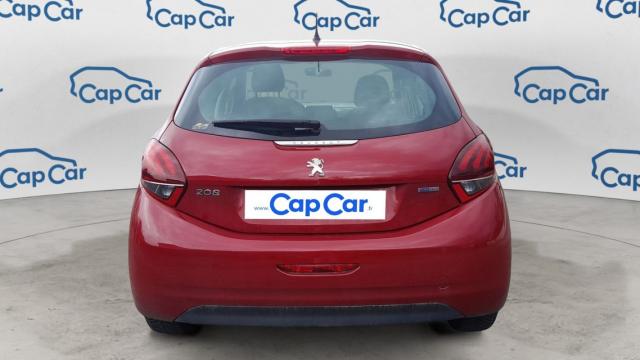 Peugeot 208 image 6