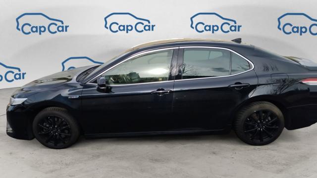 Toyota Camry image 7