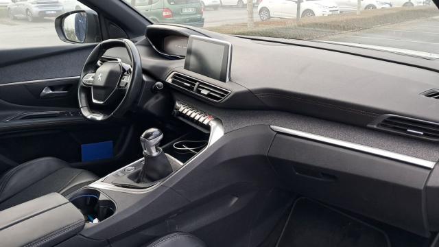 Peugeot 3008 image 6