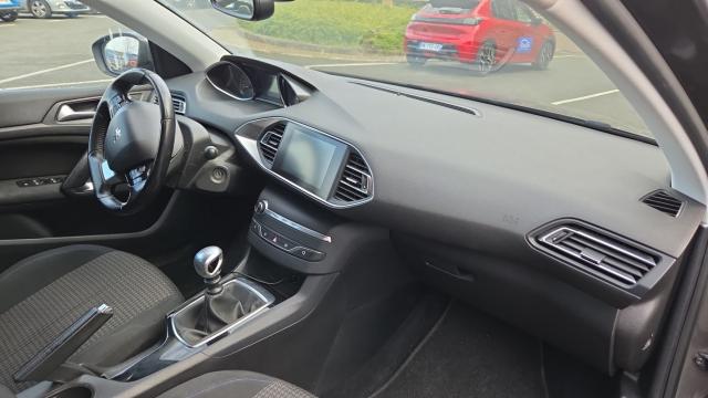 Peugeot 308 image 4