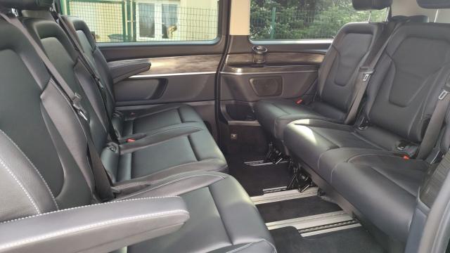 Mercedes Benz Eqv image 8