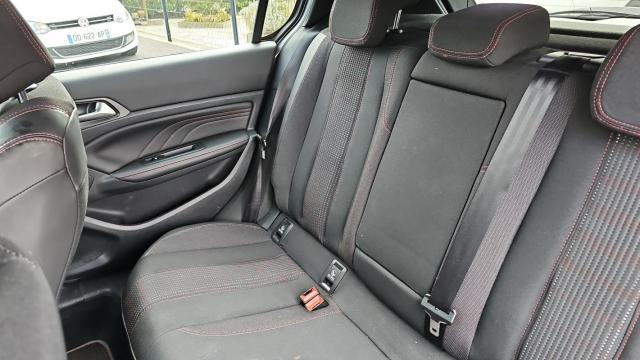 Peugeot 308 image 6