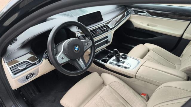Bmw Série 7 image 2