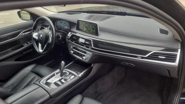 Bmw Série 7 image 4