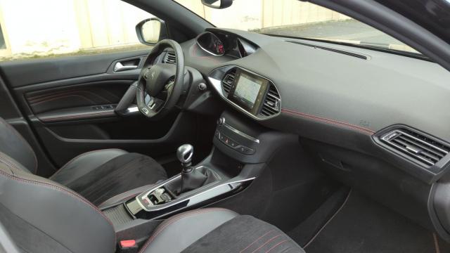 Peugeot 308 image 8