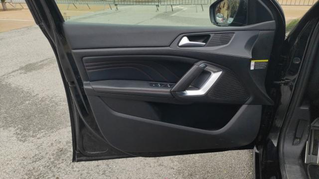 Peugeot 308 image 9