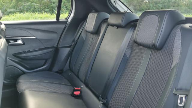Peugeot 208 image 2