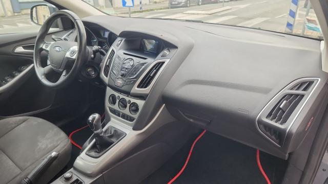 Ford Focus image 5