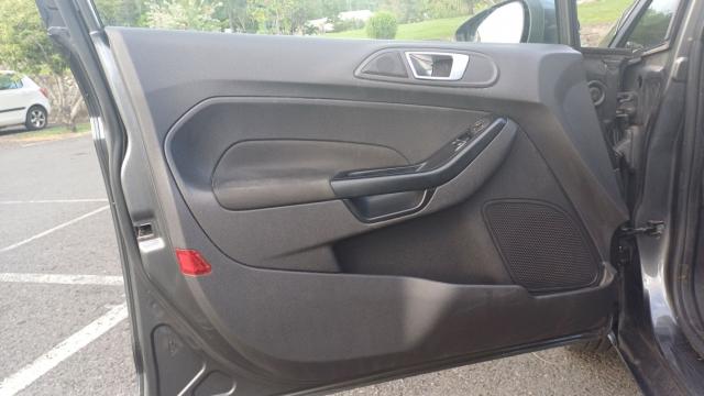 Ford Fiesta image 7