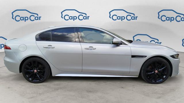 Jaguar Xe image 1