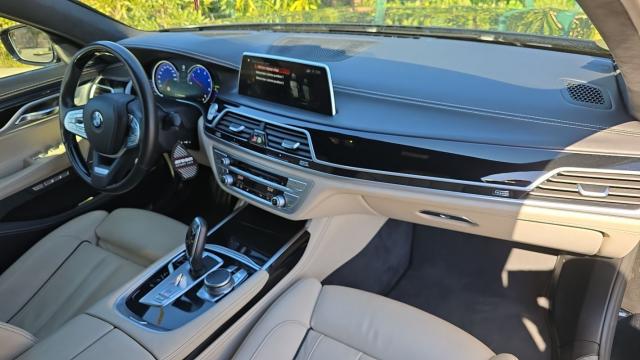 Bmw Série 7 image 4