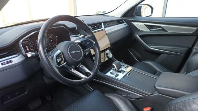 Jaguar F-Pace image 9