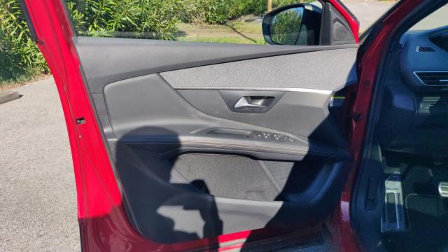 Peugeot 3008 image 5