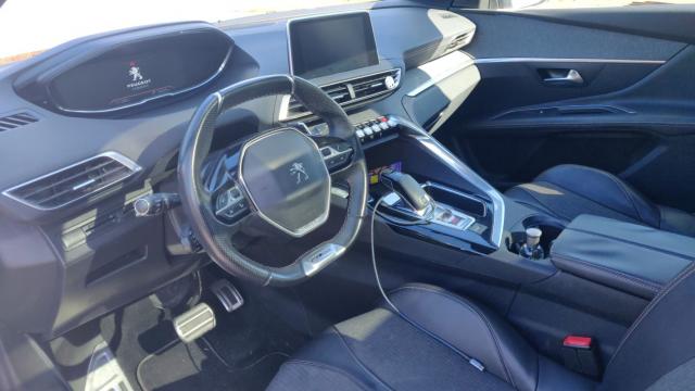 Peugeot 3008 image 2