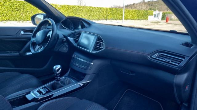 Peugeot 308 image 9