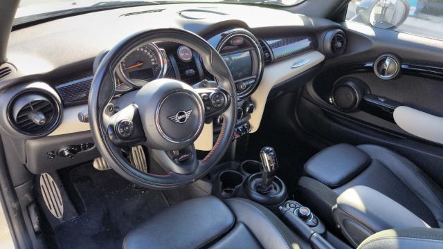 Mini Cabrio image 5