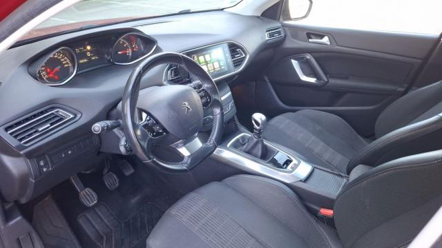 Peugeot 308 image 9
