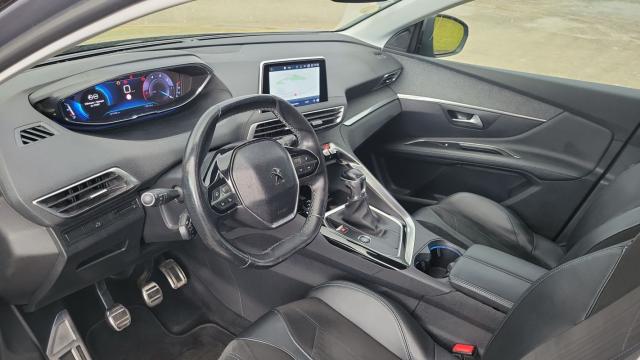Peugeot 3008 image 2