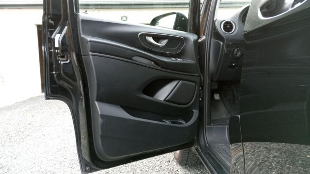 Mercedes Benz Vito image 3