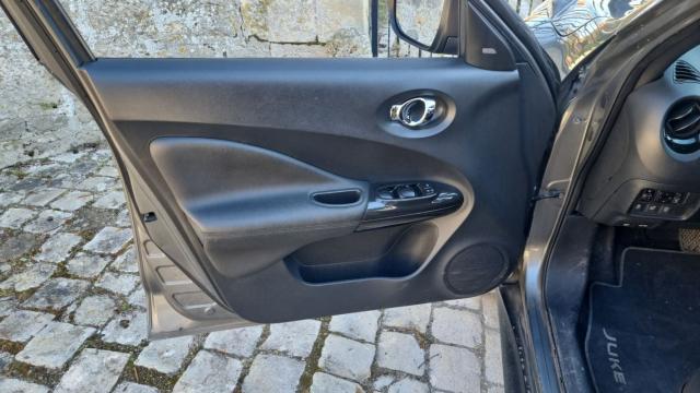 Nissan Juke image 9