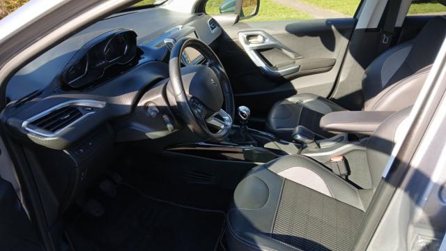 Peugeot 2008 image 7