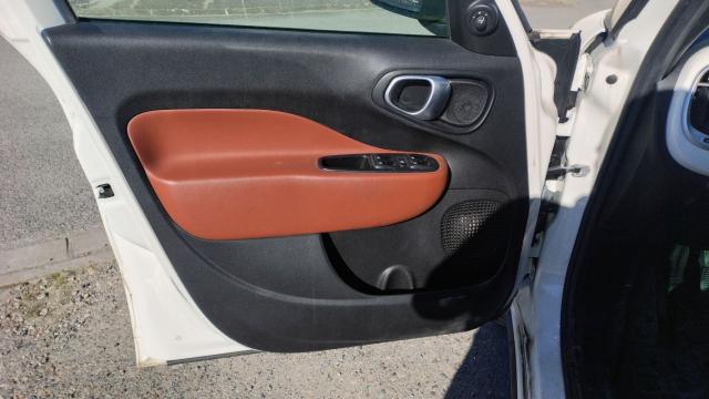 Fiat 500l image 8