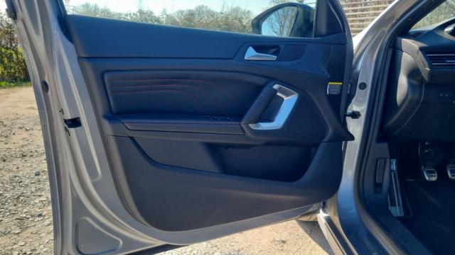 Peugeot 308 image 3