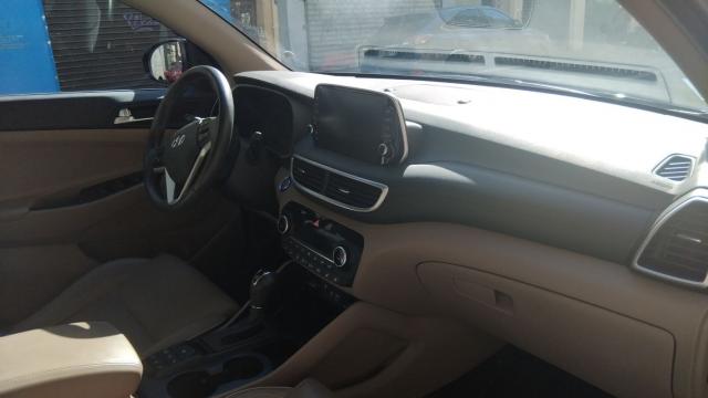 Hyundai Tucson image 4