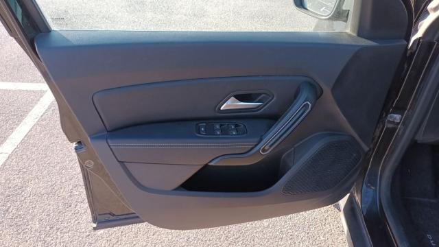 Dacia Duster image 8