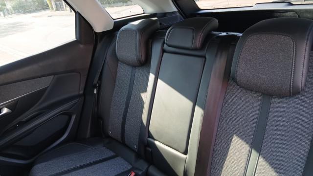 Peugeot 3008 image 1