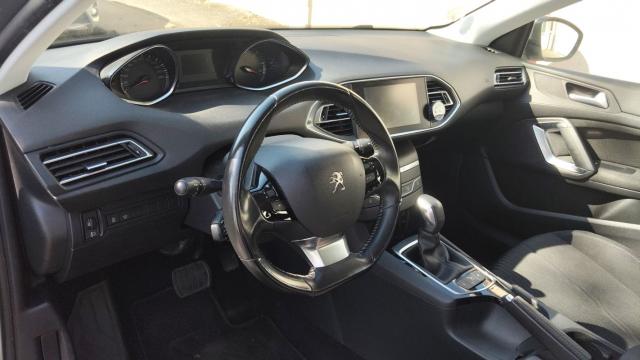 Peugeot 308 image 6