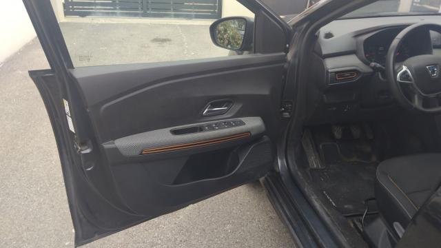 Dacia Sandero image 8