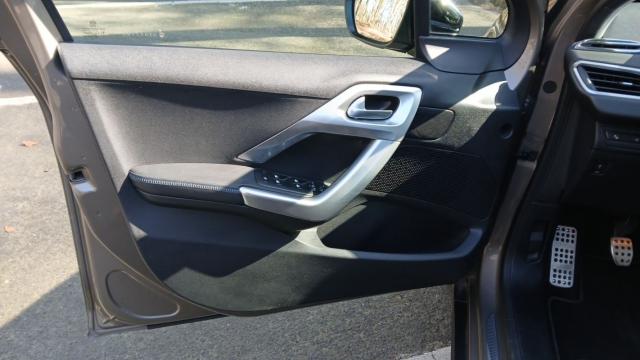Peugeot 2008 image 5