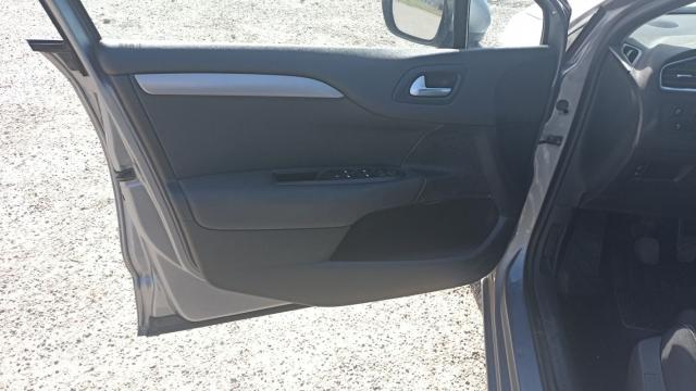 Citroen C4 image 2