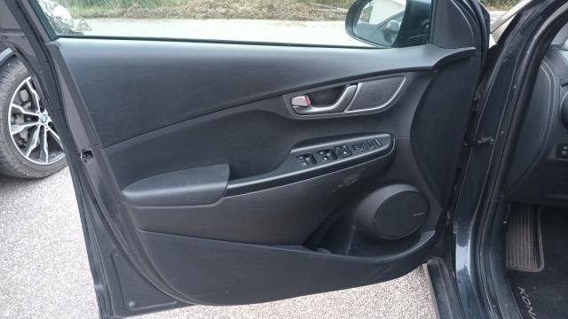 Hyundai Kona image 7