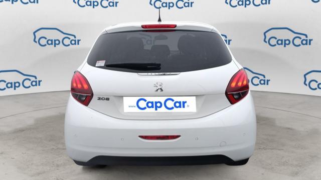 Peugeot 208 image 6