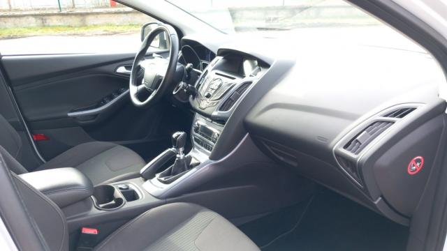 Ford Focus image 3