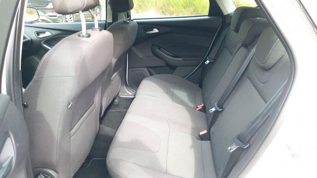 Ford Focus image 7