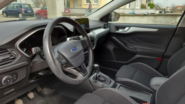 Ford Focus image 2