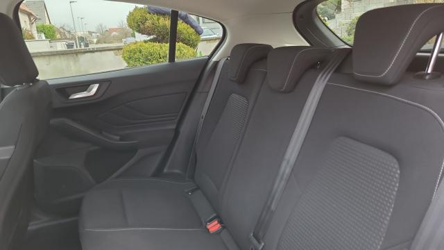 Ford Focus image 7
