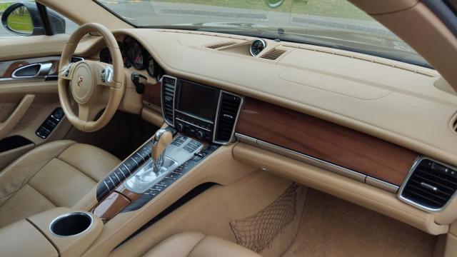 Porsche Panamera image 8