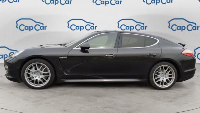 Porsche Panamera image 2