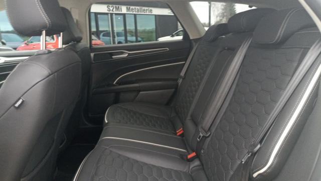 Ford Mondeo image 1