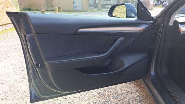 Tesla Model 3 image 9