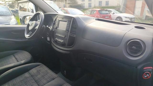 Mercedes Benz Vito image 2
