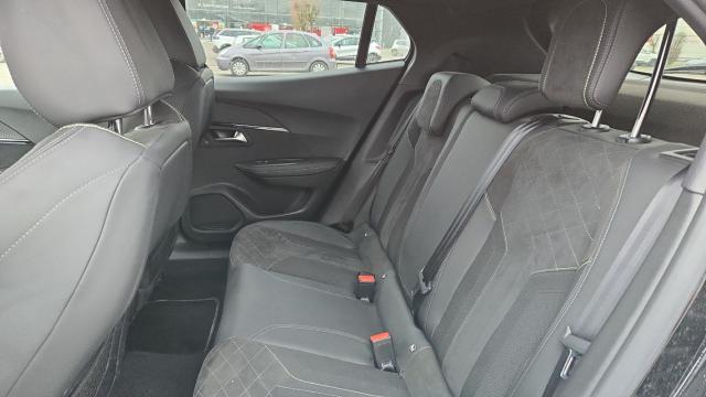 Peugeot 2008 image 4