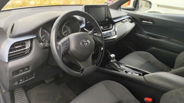 Toyota C-Hr image 3