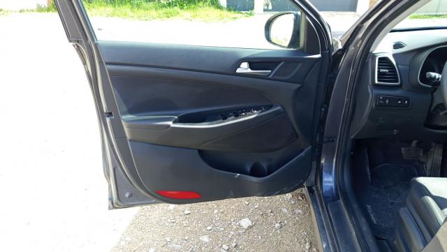 Hyundai Tucson image 3